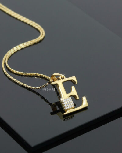 L45 Lanț "Litera E" placat cu aur 14k LR1213E