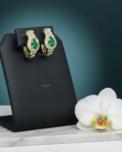 C35 Cercei „Émeraude Radieuse” placați cu aur 14k CC309