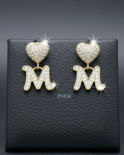 C35 Cercei „Love M” placați cu aur 14k CR2326